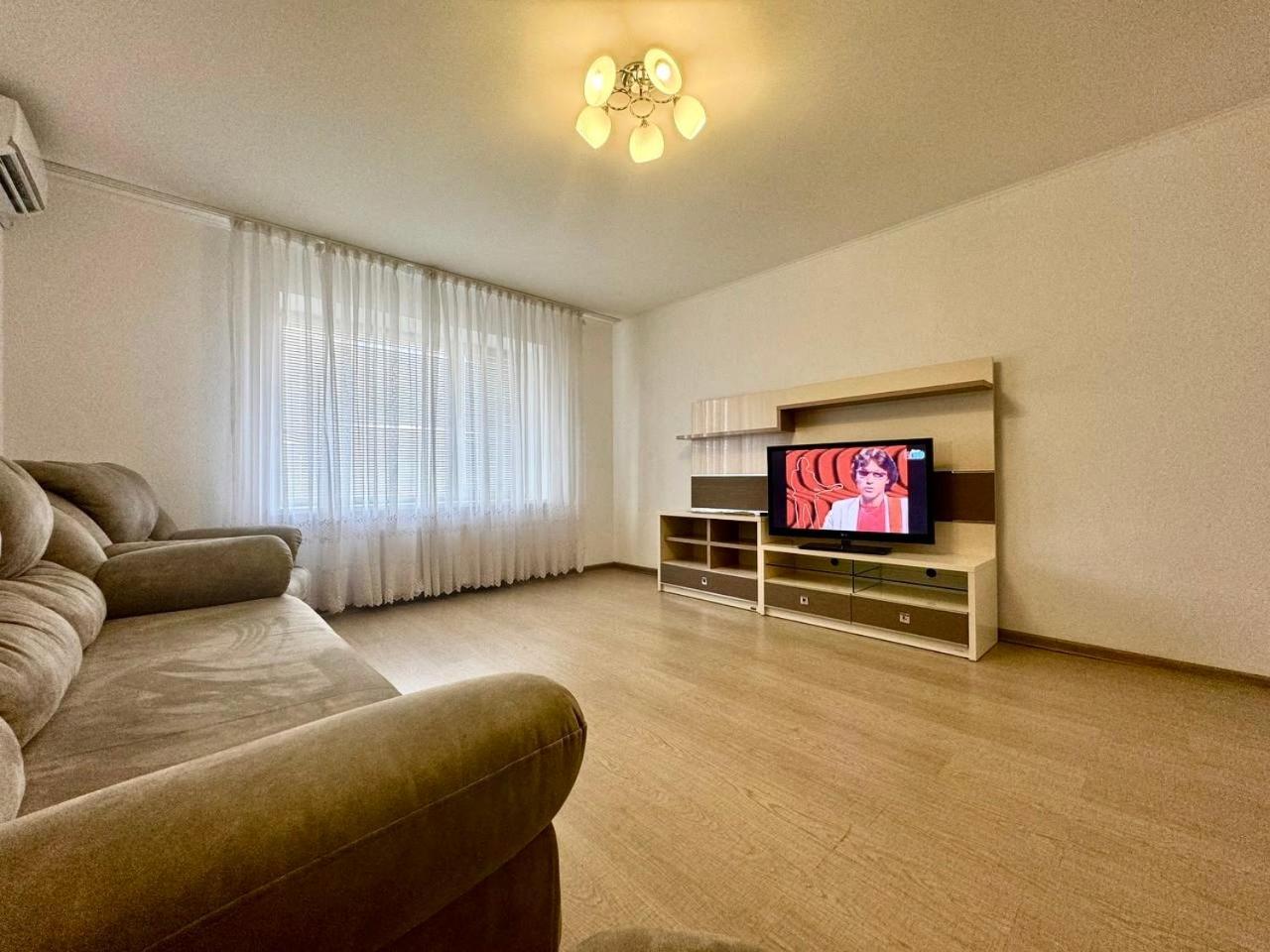 Apartpoltava Стильні Білосніжні Апартаменти, 2-Окремі Кімнати , Документи Для Відрядження , Банківський Чек Dış mekan fotoğraf